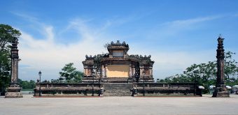 Đài tưởng niệm chiến sĩ trận vong ở Huế. Nguồn: Wiki